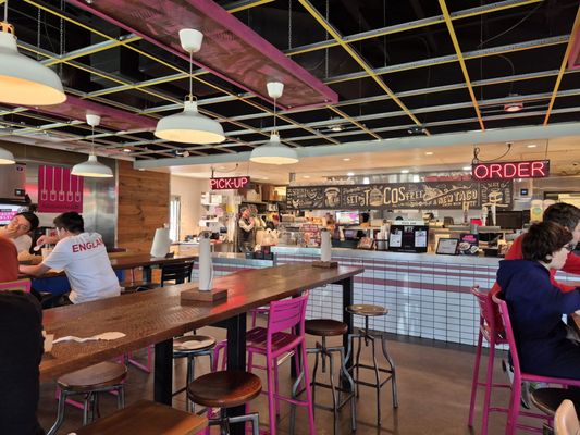 Velvet Taco Plano by null