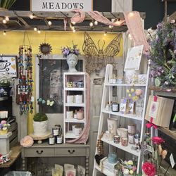 The Lazy Daisy Gift Store