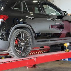 Changing out my MB AMG tire.