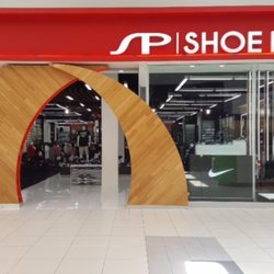 Shoe Palace