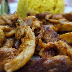Hummus House - Chicken Shawarma plate