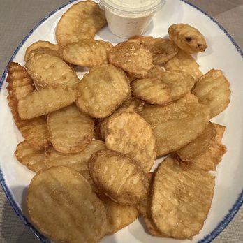 Nebraska Ale Haus - Wavy fries and Famous dip. We didn't enjoy this as it was delivered with our main entrées. - Burgers Near Me - Omaha, Nebraska