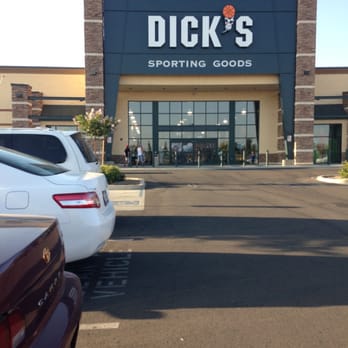 DICK'S Sporting Goods - Main entrance - Sports Wear Near Me - Clovis, California