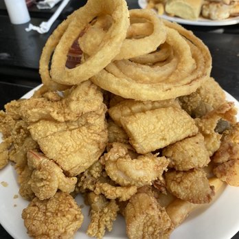 Belle Isle Seafood - Fried Seafood Combo - Seafood Near Me - Winthrop, Massachusetts Belle Isle Seafood - Fried Seafood Combo - Seafood Near Me - Winthrop, Massachusetts