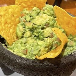 Maria Bonita Authentic Mexican Restaurant - Guacamole Casero