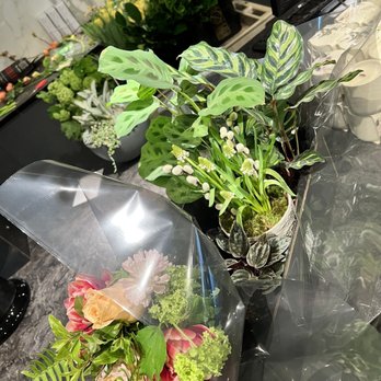 Winston Flowers - Florists Near Me - Boston, Massachusetts