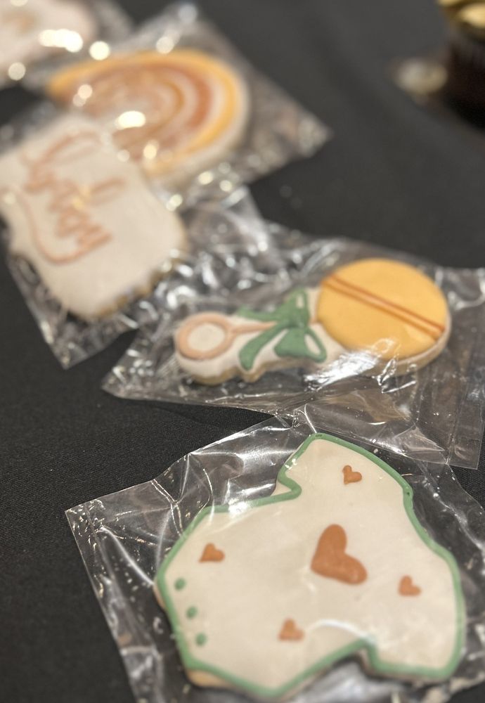 Lambcakes Logo