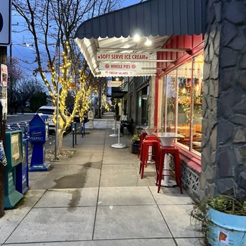 Red Sauce Pizza - Outside - Pizza Near Me - Portland, Oregon Red Sauce Pizza - Outside - Pizza Near Me - Portland, Oregon