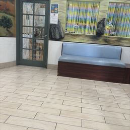 Waiting room Waiting room