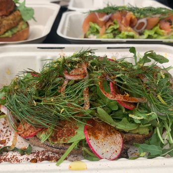 Stereoscope - Avocado Toast - Coffee Roasteries Near Me - Newport Beach, California Stereoscope - Avocado Toast - Coffee Roasteries Near Me - Newport Beach, California