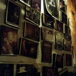 Hideaway Bar & Cafe - Photos on the wall
