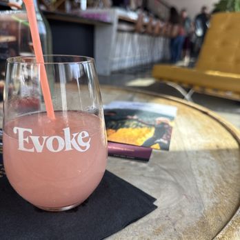 Evoke Winery - Tasty!! Fros'e all Day people!! - Wine Tasting Room Near Me - Vancouver, Washington