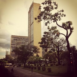 Edifício JK - Fachada lateral do edifício JK