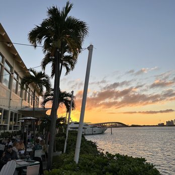 Rusty Pelican - Miami - Seafood Near Me - Key Biscayne, Florida Rusty Pelican - Miami - Seafood Near Me - Key Biscayne, Florida