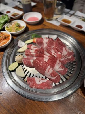 8oz Korean Steak House and Bar by null