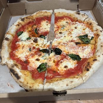 Pizza Norcia - Margherita - Pizza Near Me - El Dorado, California Pizza Norcia - Margherita - Pizza Near Me - El Dorado, California