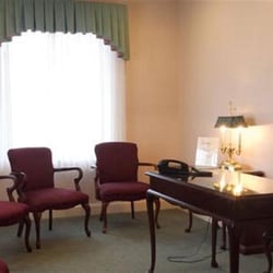 Washburn -McReavy Funeral Chapel & Cremation Services - Eden Prairie Chapel - Washburn McReavy Funeral & Cremation Services