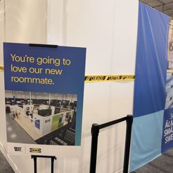 Best Buy Waterford Lakes - Oh man, soon you'll be lost in Best Buy with no way out