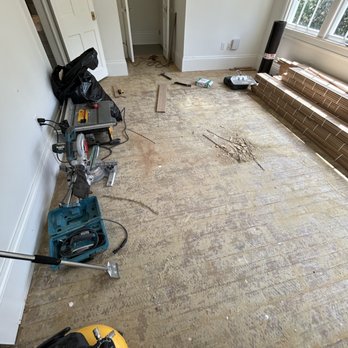 Will Gomez - Carpet removed - Lawn Services Near Me Will Gomez - Carpet removed - Lawn Services Near Me