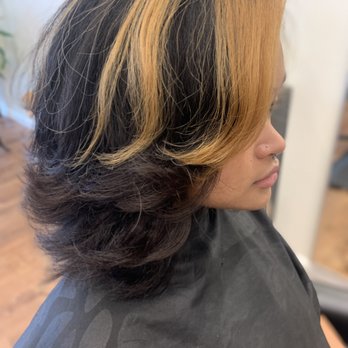 Salon Escada - Hair Salons Near Me - Seattle, Washington Salon Escada - Hair Salons Near Me - Seattle, Washington