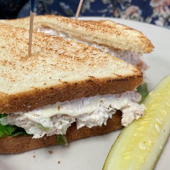 Golden Bear - Chicken salad sandwich was large and flavorful - Breakfast & Brunch Near Me - Largo, Florida