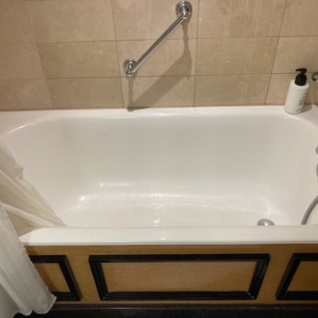 InterContinental Wien - The damn bathtub - Hotels Near Me - Vienna, 9