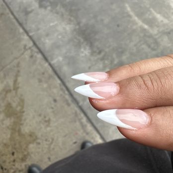 Queen Nails and Lash - the edges not finished correctly. - Nail Salons Near Me - Carson, California Queen Nails and Lash - the edges not finished correctly. - Nail Salons Near Me - Carson, California