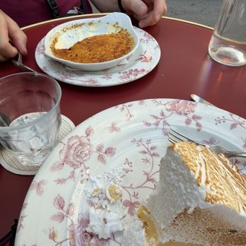 La Maison - Crème Brûlée & Lemon Meringue Pie - Bistros Near Me - Paris, 75 La Maison - Crème Brûlée & Lemon Meringue Pie - Bistros Near Me - Paris, 75