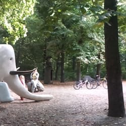 Spielplatz am Louise-Otto-Peters-Platz
