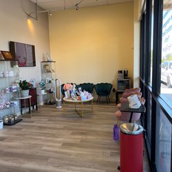 Shanghai Chinese Medicine & Acupuncture - Lobby