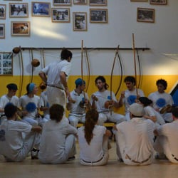 Academia de Capoeira Mestre Baixinho - Roda na Academia, Associazione Italiana capoeira da Angola Mestre Baixinho