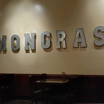 Lemongrass Thai Eatery - The dining room - Thai Near Me - Dallas, Texas