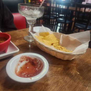 El Patron 3 - The worst margarita I have ever had. It was a good thing they packed it with ice. It was gone in two sips. - Mexican Near Me - Marseilles, Illinois