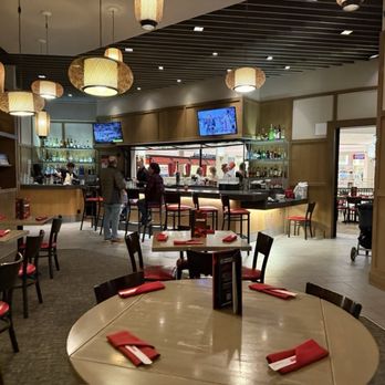 Benihana - Seating Area - Sushi Bars Near Me - Bloomington, Minnesota Benihana - Seating Area - Sushi Bars Near Me - Bloomington, Minnesota