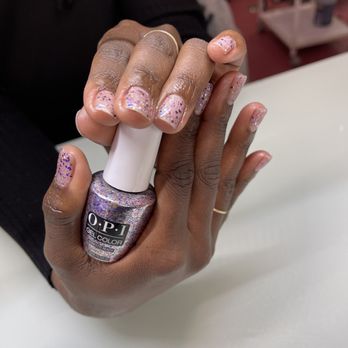 The Manipedi - Mani Friday - Nail Salons Near Me - Lisbon, 11