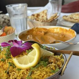 Amazing food, great service, lovely ambiance: what more could you ask for? Absolutely loved the buttered chicken! Amazing food, great service, lovely ambiance: what more could you ask for? Absolutely loved the buttered chicken!