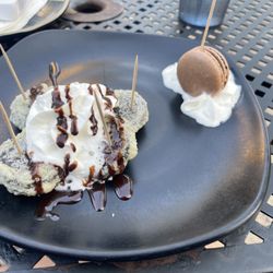 Sushi Taku - Logan Square - Tempura Oreos and Macaron