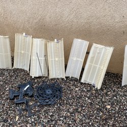 Nicky’s Pool Service - Clean filter