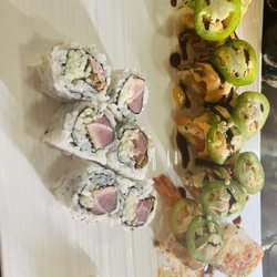 Mizu Japanese Sushi - Frankie 1987 roll (10PC) Seared tuna cucumber roll
