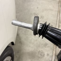 No vapor guard. Easy way to identify a cheap gas pump besides geting high off fumes No vapor guard. Easy way to identify a cheap gas pump besides geting high off fumes