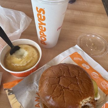 Popeyes Louisiana Kitchen - My drink, chicken sandwich and potatos with gravy - Fast Food Near Me - Windsor, Connecticut Popeyes Louisiana Kitchen - My drink, chicken sandwich and potatos with gravy - Fast Food Near Me - Windsor, Connecticut