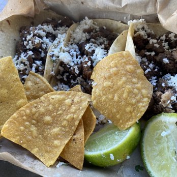 Tiagos Tacos - Steak Tacos - Food Trucks Near Me - Hialeah, Florida
