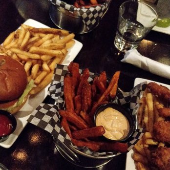 Dublin Crossing - Irish Pub Near Me - Vancouver, British Columbia