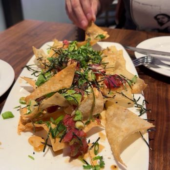 Yard House - Poke Nachos - New American Near Me - Henderson, Nevada