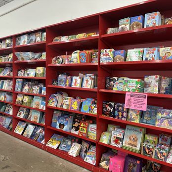 Ollie's Bargain Outlet - The BEST BOOKS EVER at a perfect price! - Discount Store Near Me - Harlingen, Texas Ollie's Bargain Outlet - The BEST BOOKS EVER at a perfect price! - Discount Store Near Me - Harlingen, Texas