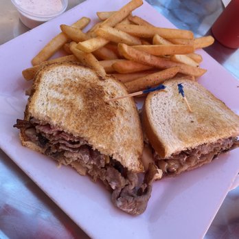 George's Cafe - Tri-Tip Mushroom Melt - Breakfast & Brunch Near Me - West Covina, California