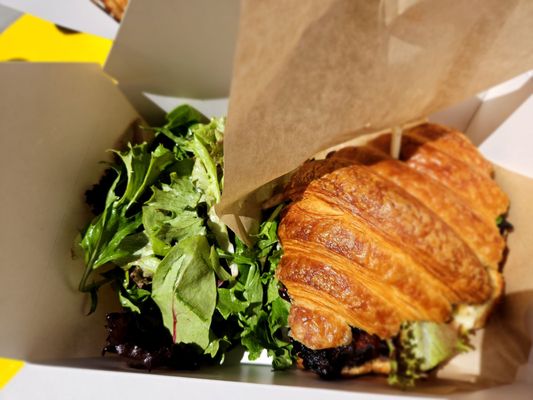 Le Paris Artisan & Gourmet Cafe by null