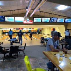 Oakley's Family Fun Center