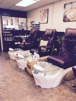 Elegante Hair & Nails