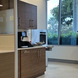 Bascom Palmer Eye Institute - Coffee bar